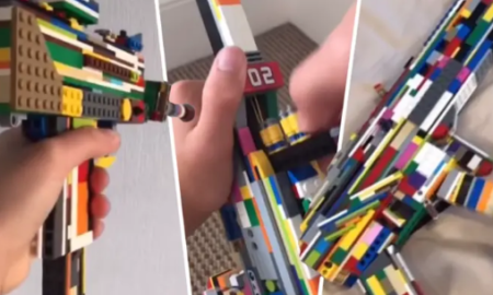 Here's how reloading a gun made of LEGO looks